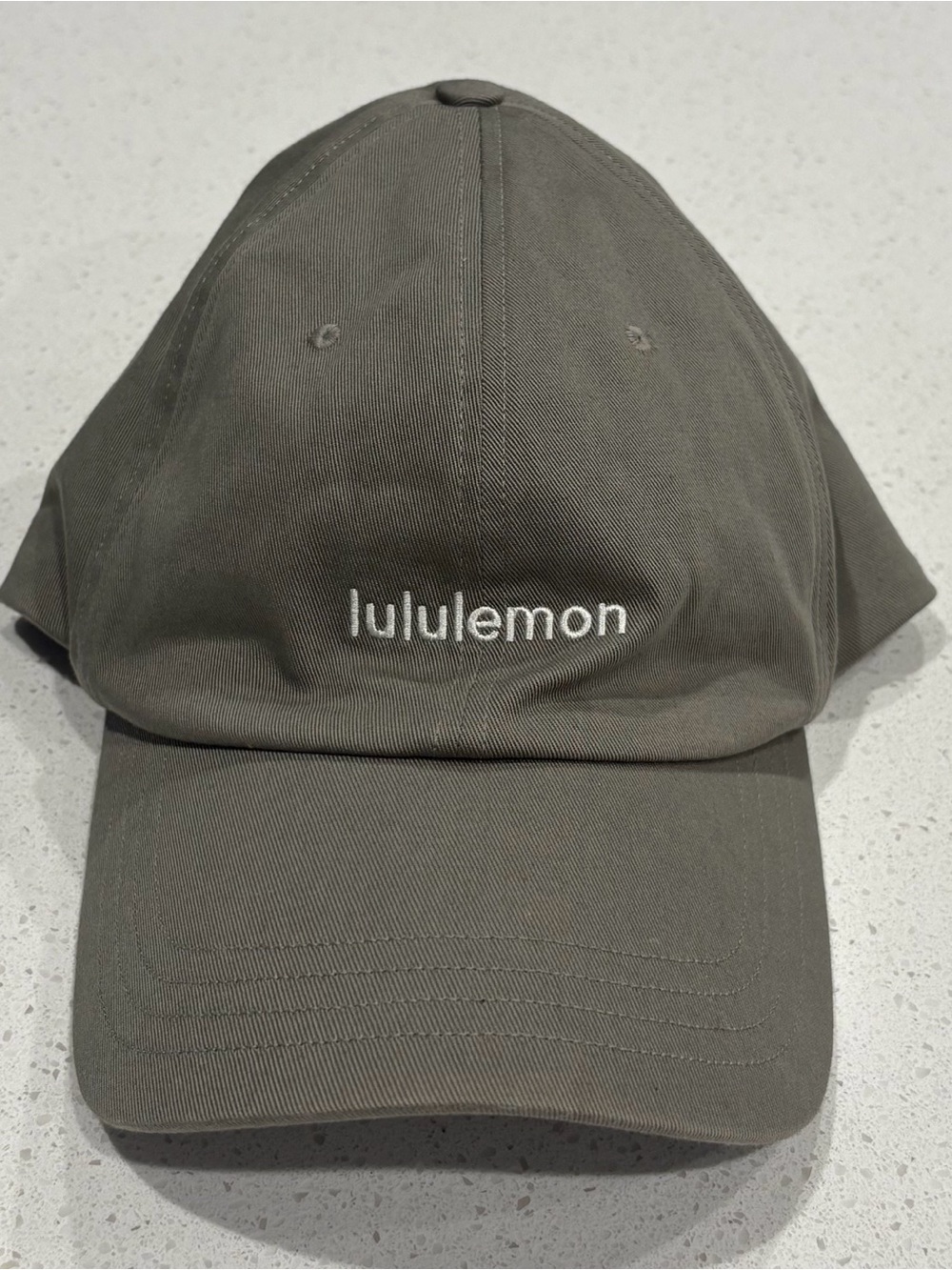 lululemon athletica L/XL Classic Ball Cap - Picture 1 of 4